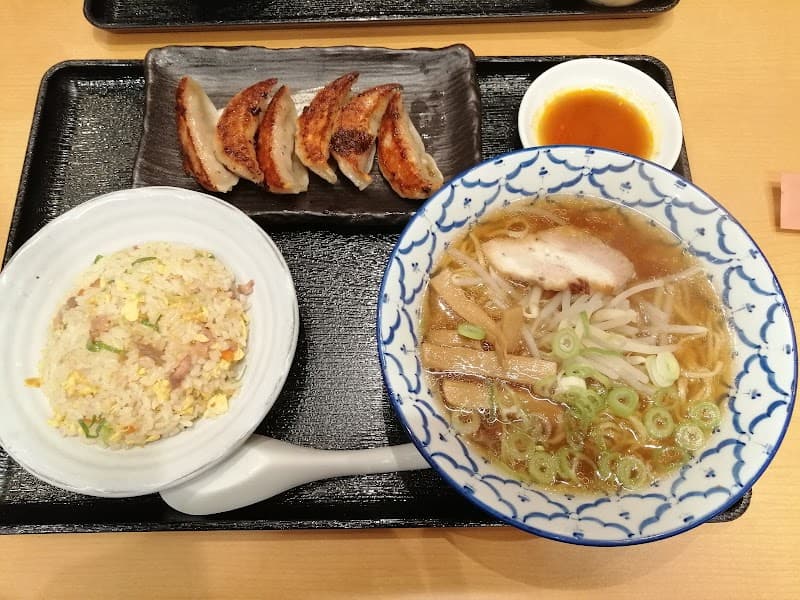 南部ビストロ うんめのす（ゆっこ盛岡）の店内・料理の写真 2枚目