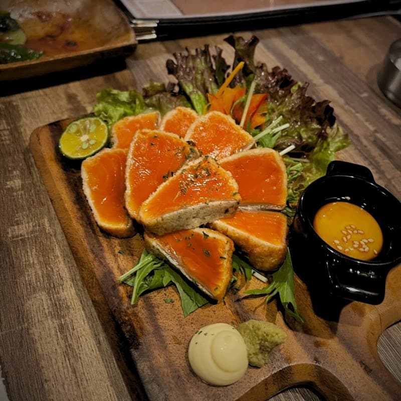 小さな酒バル盃の店内・料理の写真 2枚目