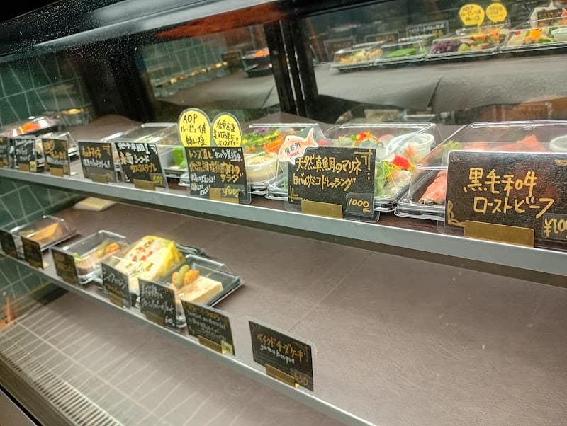 フレンチ惣菜 Gourmandise Alvino （グルマンディーズ アルヴィーノ）十条の店内・料理の写真 3枚目