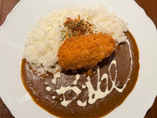 BABEL（バベル）｜カレー専門店 & 洋食ダイニングの店内・料理の写真 3枚目