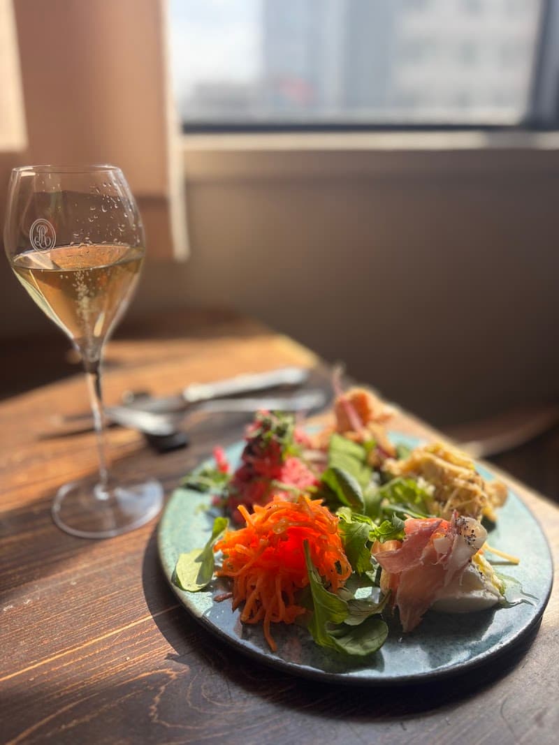 cafe &wine nera ネーラの店内・料理の写真 2枚目