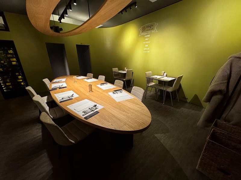 Wine＆Cafe Adagio ワイン＆カフェ アダージョ