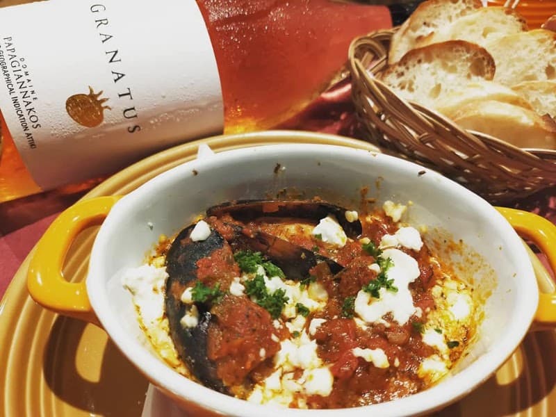 WINE O'CLOCK - Wine & Seasonal Yakuzen -の店内・料理の写真 2枚目