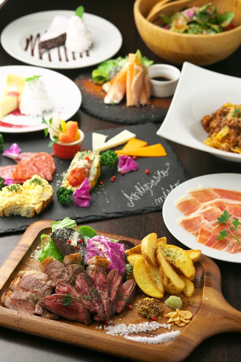 Cafe Dining SYNCの店内・料理の写真 2枚目