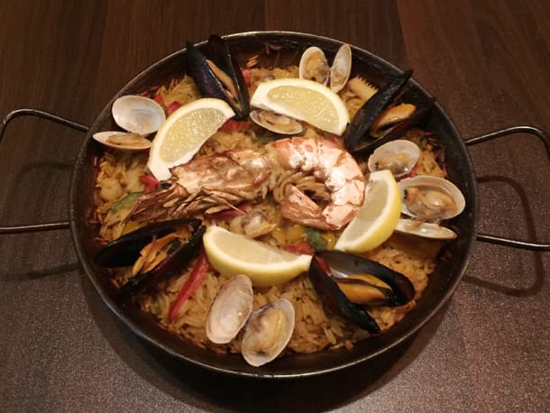 ワインバー 階段の上バル 銀座コリドー裏の店内・料理の写真 3枚目