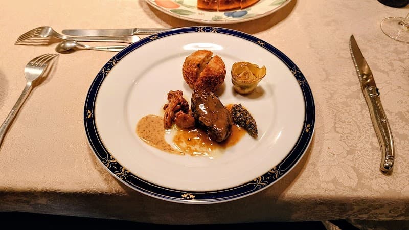 リストランテ・レ・スタジヨーニ・ハングリー・タイガーの店内・料理の写真 3枚目