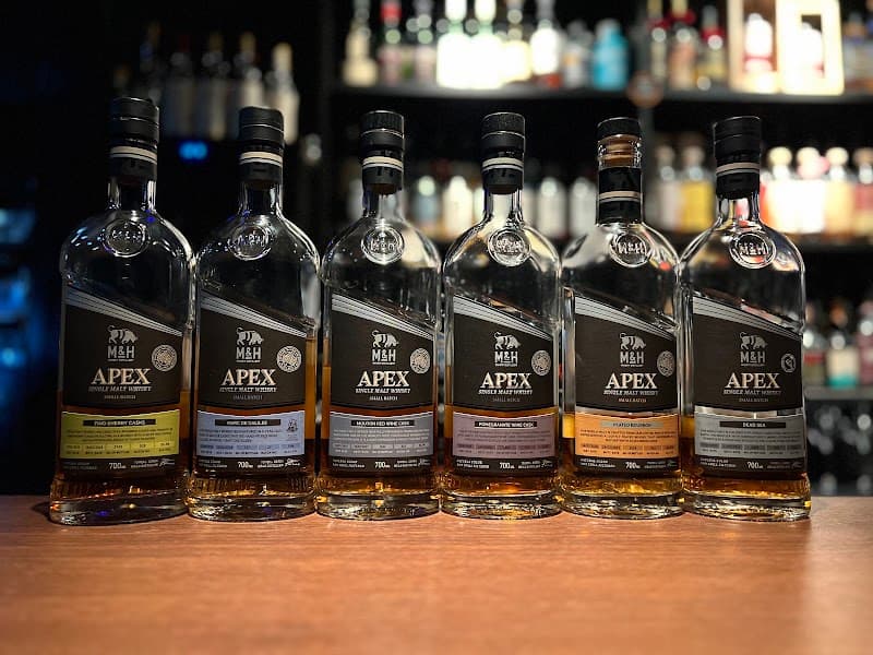BAR ALMAの店内・料理の写真 2枚目