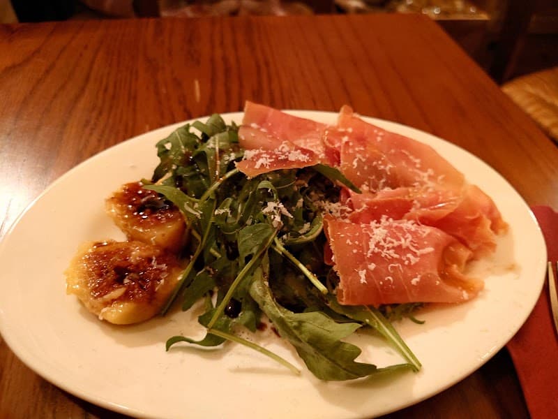 浅草ワイン屋 ヴィーノアベの店内・料理の写真 2枚目