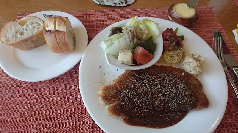 ビストロ·ド·ボヌールの店内・料理の写真 2枚目