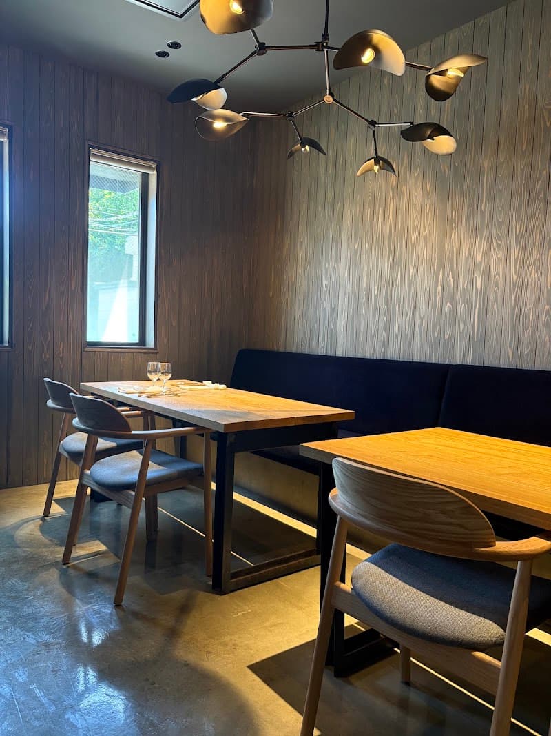 Restaurant AKIOKA père et filsの店内・料理の写真 2枚目