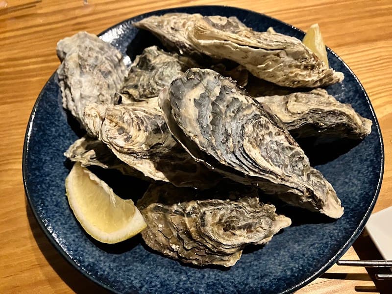 ダイニングバー門限やぶりの店内・料理の写真 2枚目