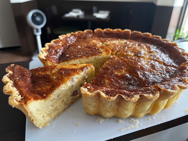 洋食とフランス料理BITOKESの店内・料理の写真 2枚目