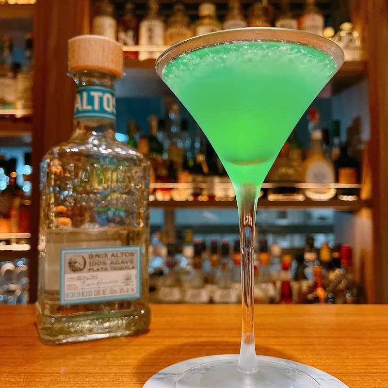 Amanecer COCKTAIL BARの店内・料理の写真 3枚目