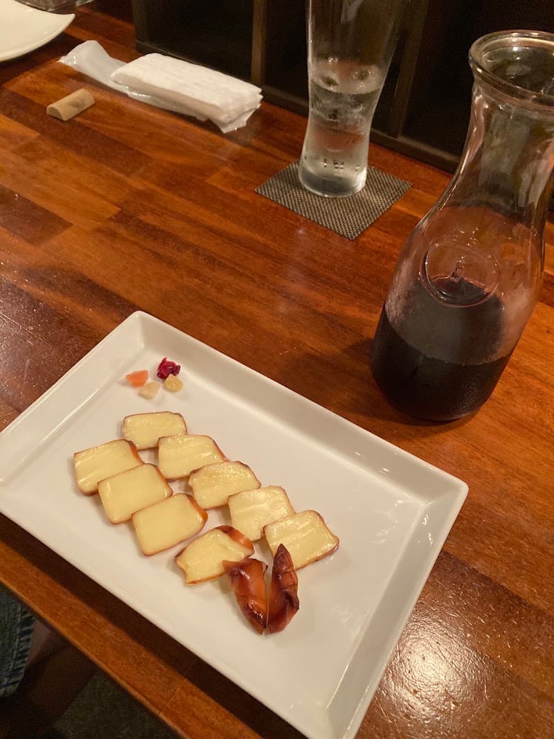 ワイン居酒屋 TOVICUSの店内・料理の写真 2枚目