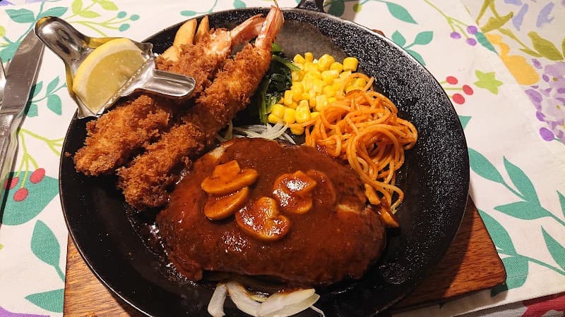 ごくらく亭の店内・料理の写真 3枚目