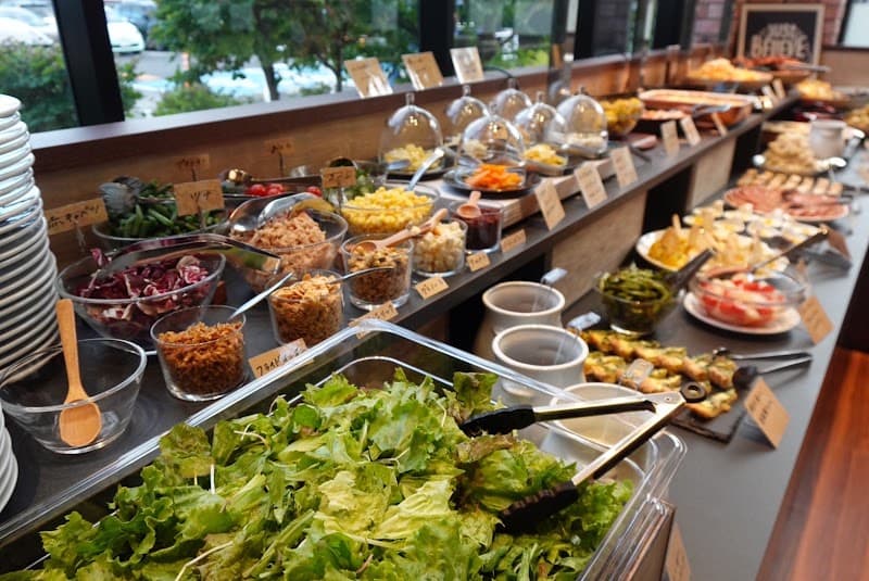 Cheese Plus pizza&grill 草津エイスクエア店の店内・料理の写真 2枚目