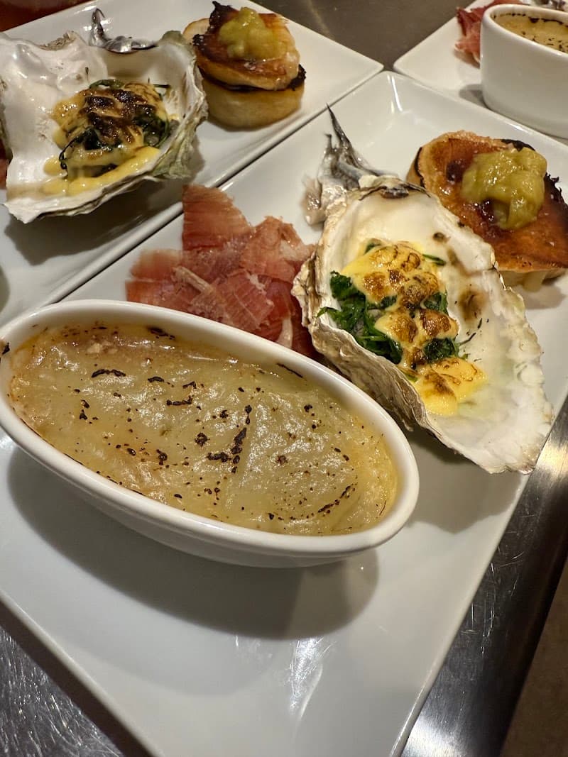 n.A WINE BISTRO AND BARの店内・料理の写真 2枚目
