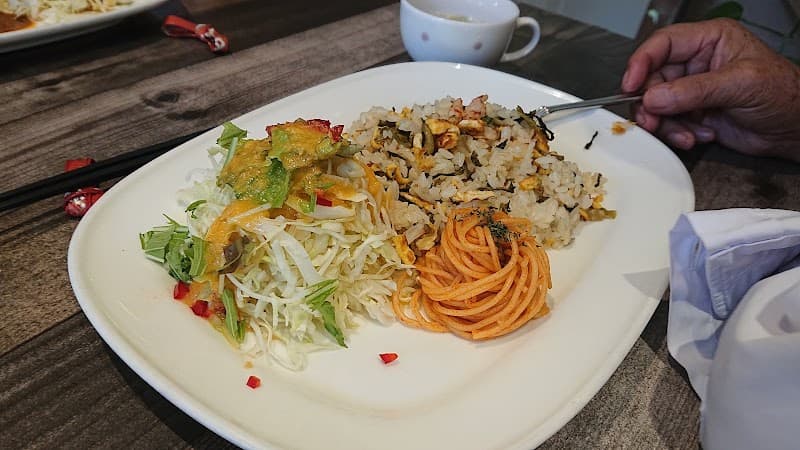 ビストロ・カフェ 赤門の店内・料理の写真 2枚目