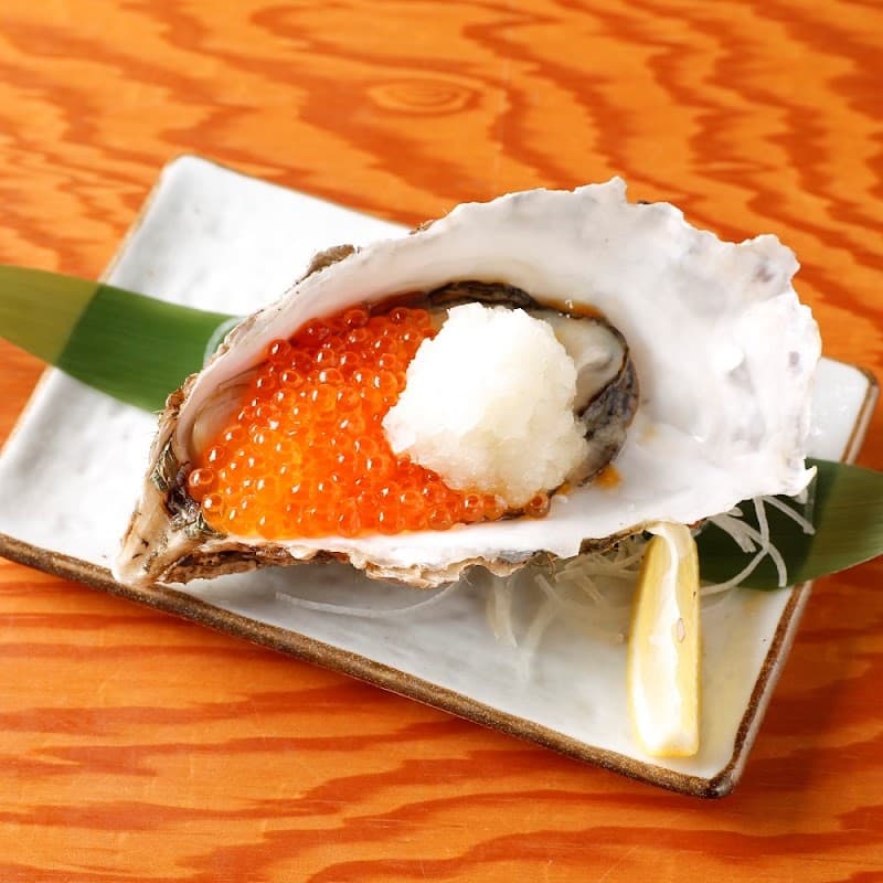 炭火ビストロ＆和酒 THE MARMARE（ザ・マルマーレ）の店内・料理の写真 2枚目