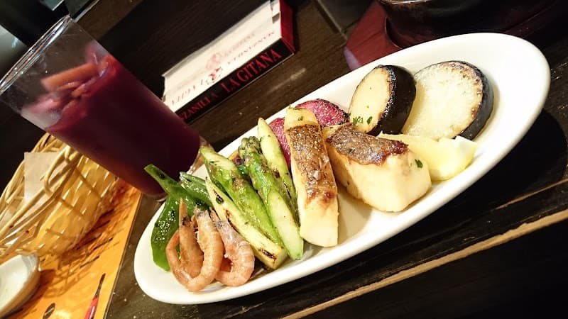 SPAIN BAR O（スペインバルオー）の店内・料理の写真 2枚目