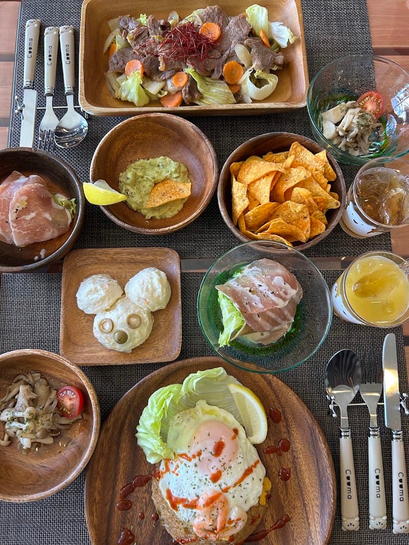 中華バル ベアーズキッチン沖縄の店内・料理の写真 3枚目
