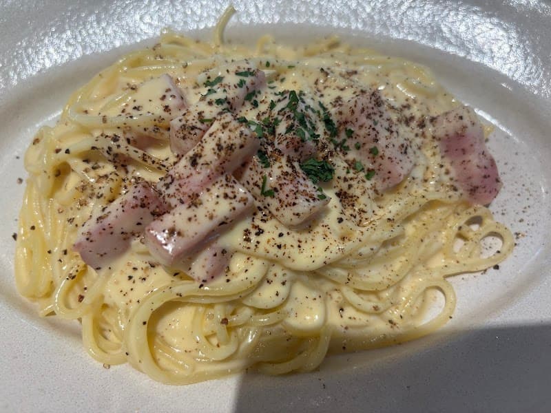 BISTRO HENDRY Kosugi 3rd Avenue店の店内・料理の写真 2枚目