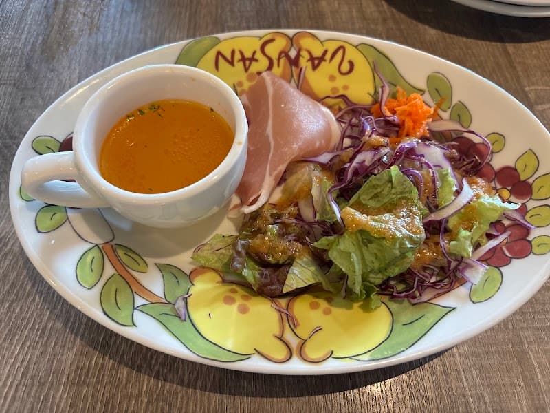 Italian Kitchen VANSAN 岡山今店の店内・料理の写真 3枚目