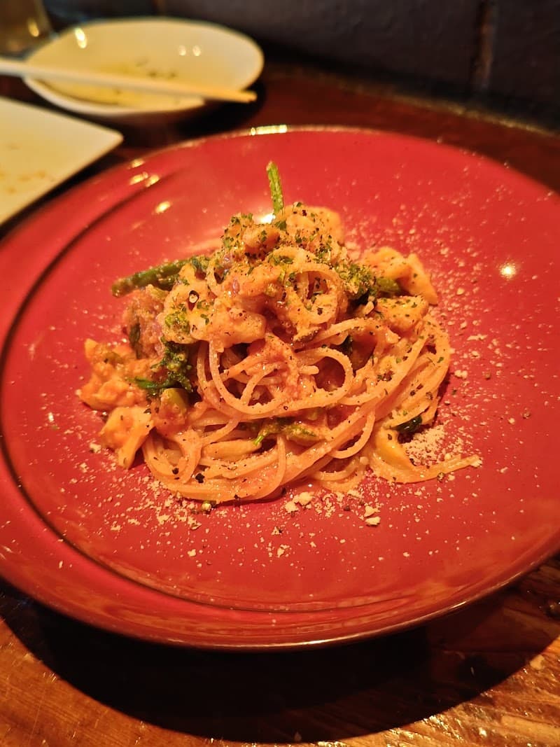 プチワインバー マグの店内・料理の写真 3枚目