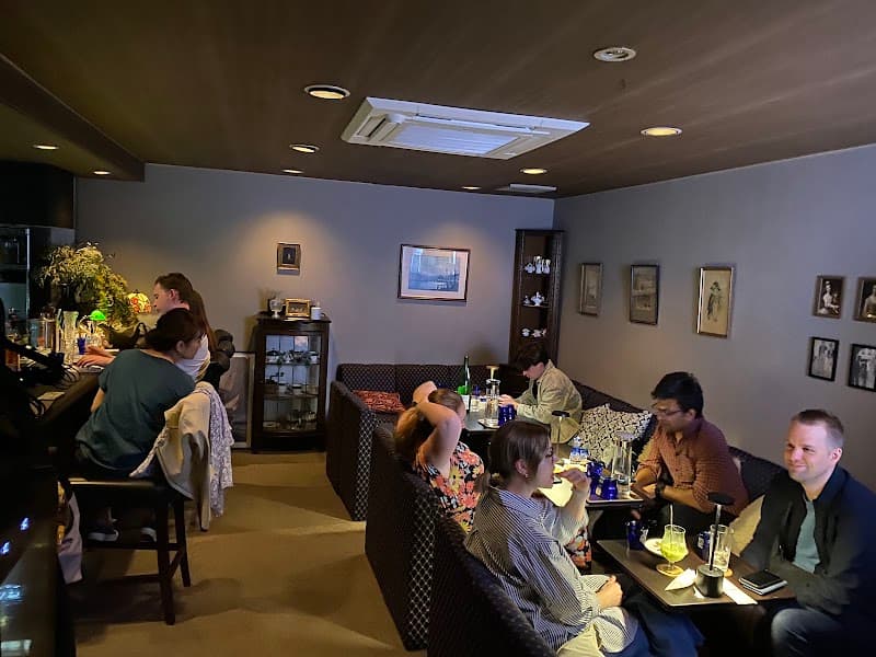 GION BAR M16 （English Speaking Bar）の店内・料理の写真 3枚目