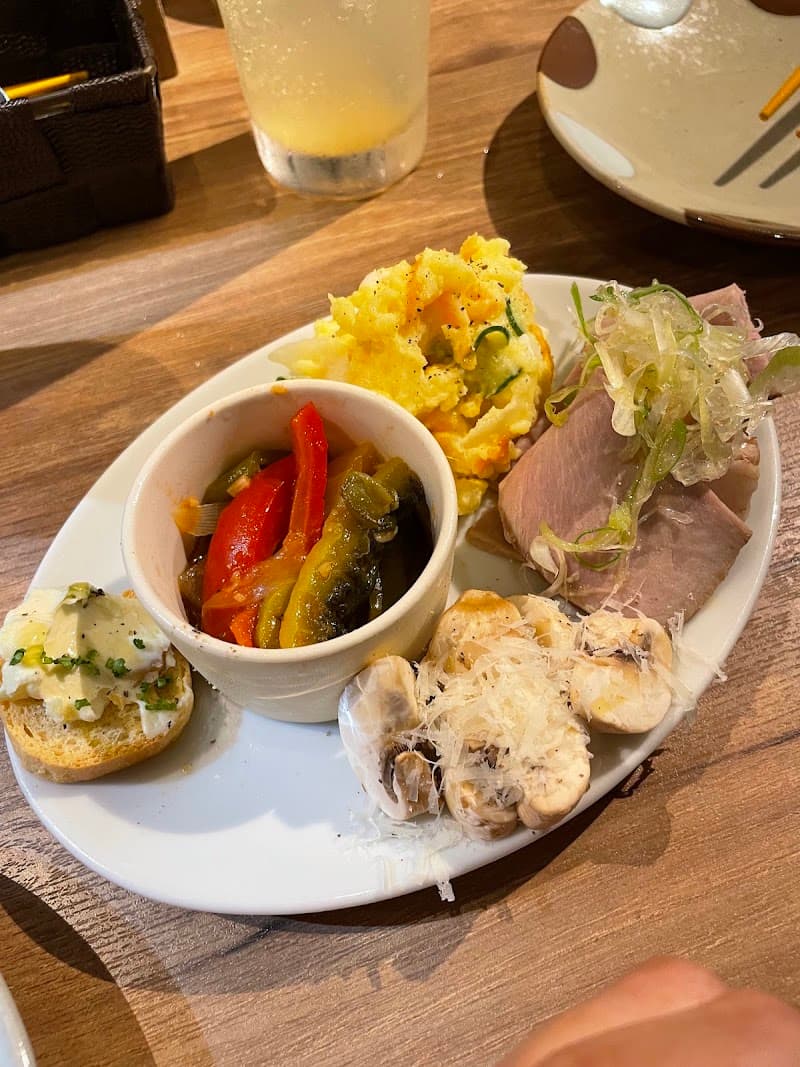 酒場ナリスの店内・料理の写真 3枚目