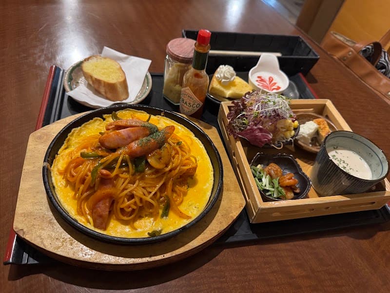 ビストロ ホームバウンド (bistro Home Bound)の店内・料理の写真 2枚目