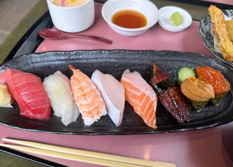 ビストロ寿司居酒屋 魚屋の店内・料理の写真 3枚目