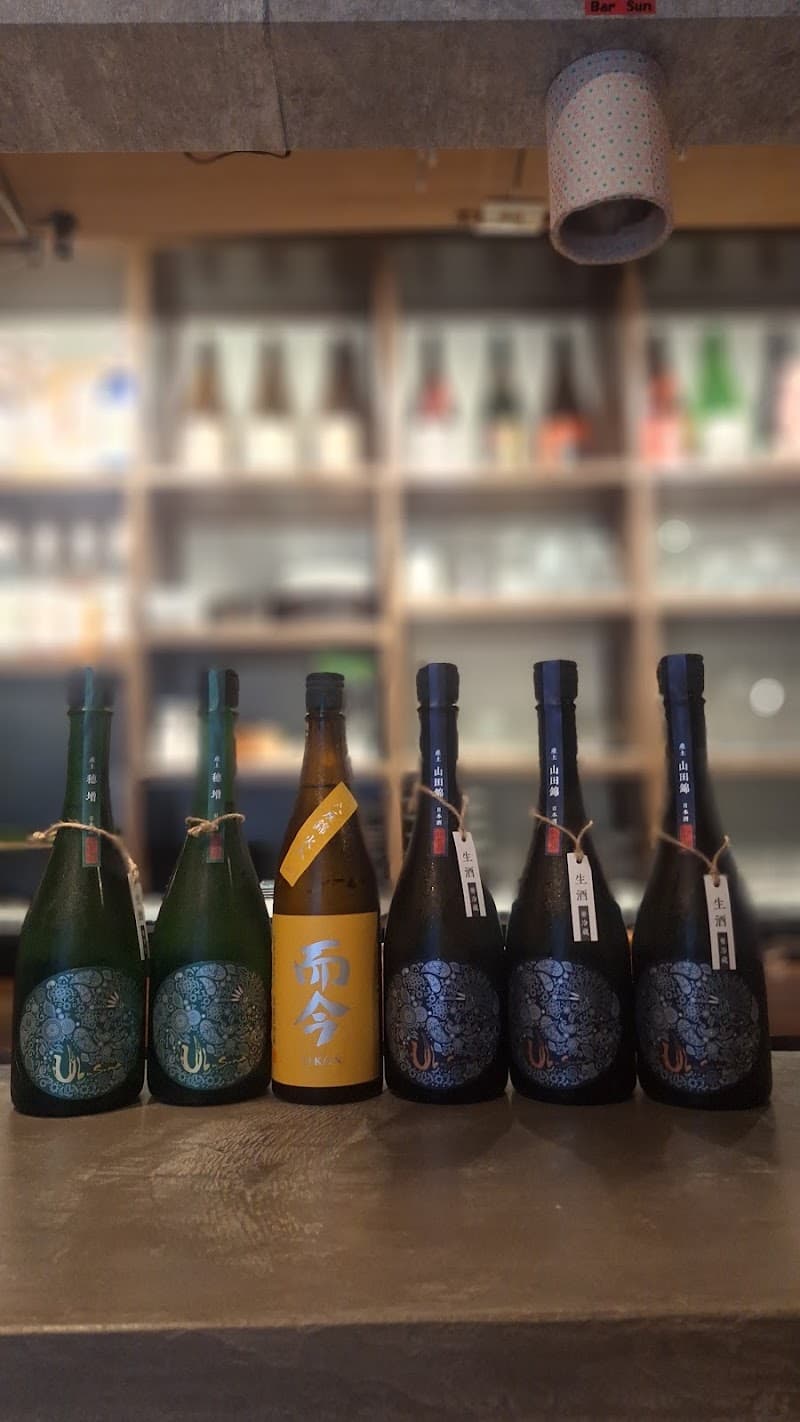 BAR FREE 日本酒とノンアルの専門店の店内・料理の写真 2枚目