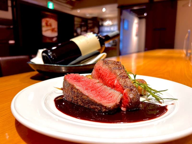 ビストロ AU GAMIN DE TOKIO 恵比寿 フレンチの店内・料理の写真 2枚目