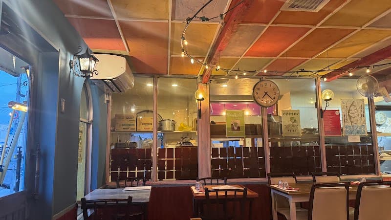 フロアの店内・料理の写真 2枚目