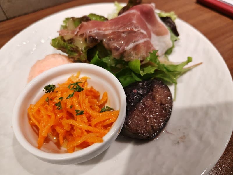 持ち込みワインビストロ カーニバルの店内・料理の写真 3枚目