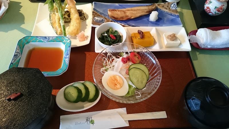ＢＩＳＴＲＯ和プラスの店内・料理の写真 2枚目