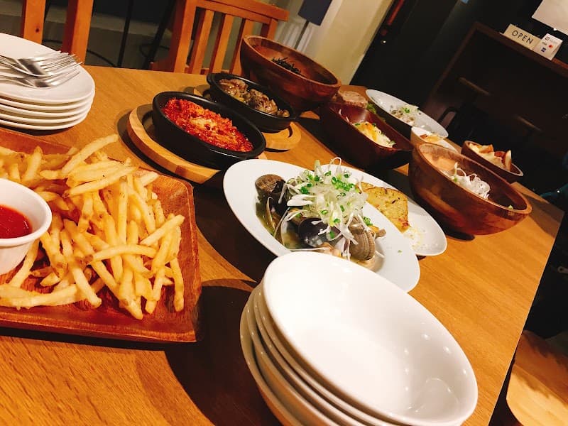 Craft Beer & Wine THE DODO HOUSEの店内・料理の写真 2枚目
