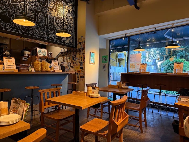 Craft Beer & Wine THE DODO HOUSEの店内・料理の写真 3枚目