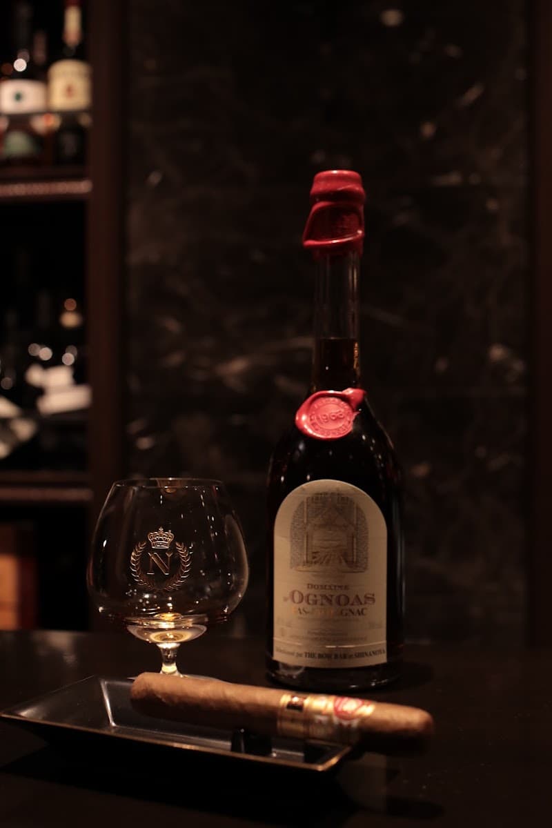 Bar Noble YOKOHAMA (横浜駅鶴屋町店)の店内・料理の写真 2枚目