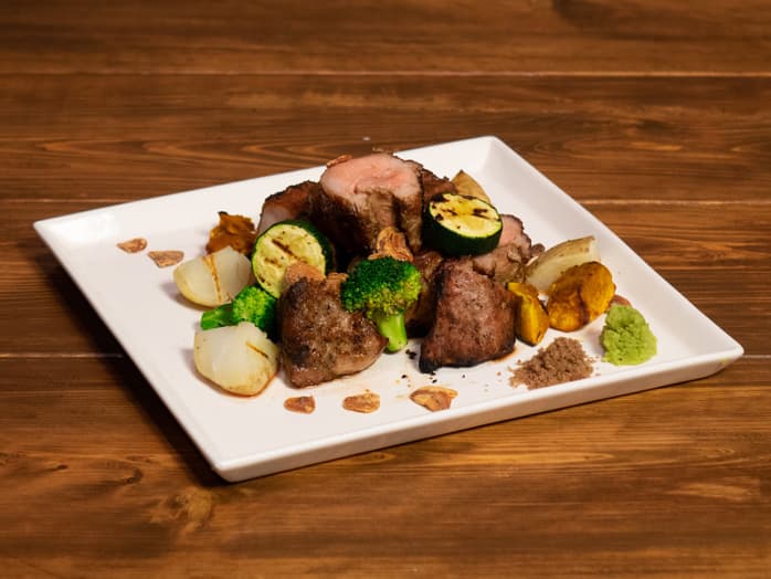 炭火ビストロ源喜の店内・料理の写真 3枚目