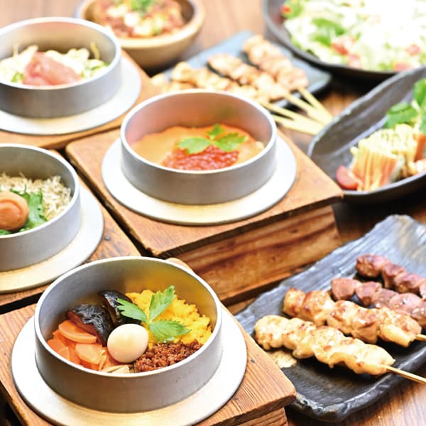 串焼と釜飯 こさとの店内・料理の写真 2枚目
