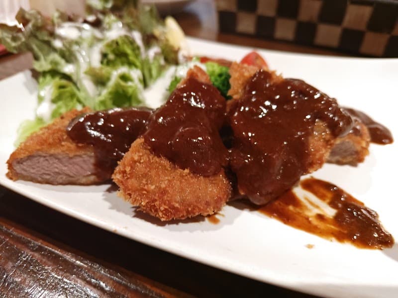 創作バル Katze（カッツェ）の店内・料理の写真 2枚目