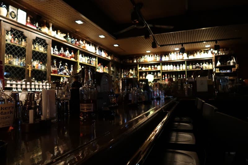 カクテルサルーン ベル・オブ・リンカーンの店内・料理の写真 3枚目