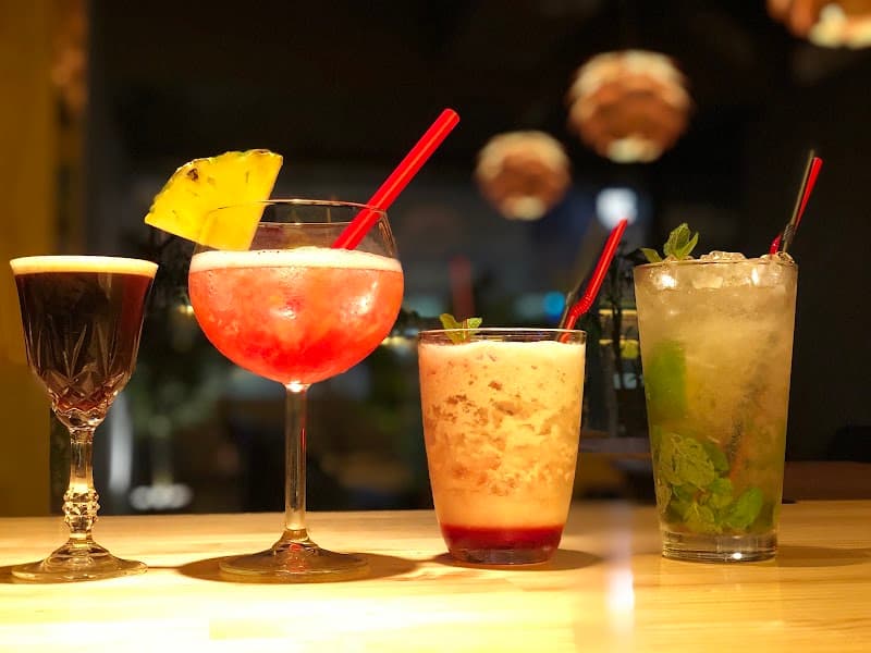 UNDER LOUNGEの店内・料理の写真 2枚目