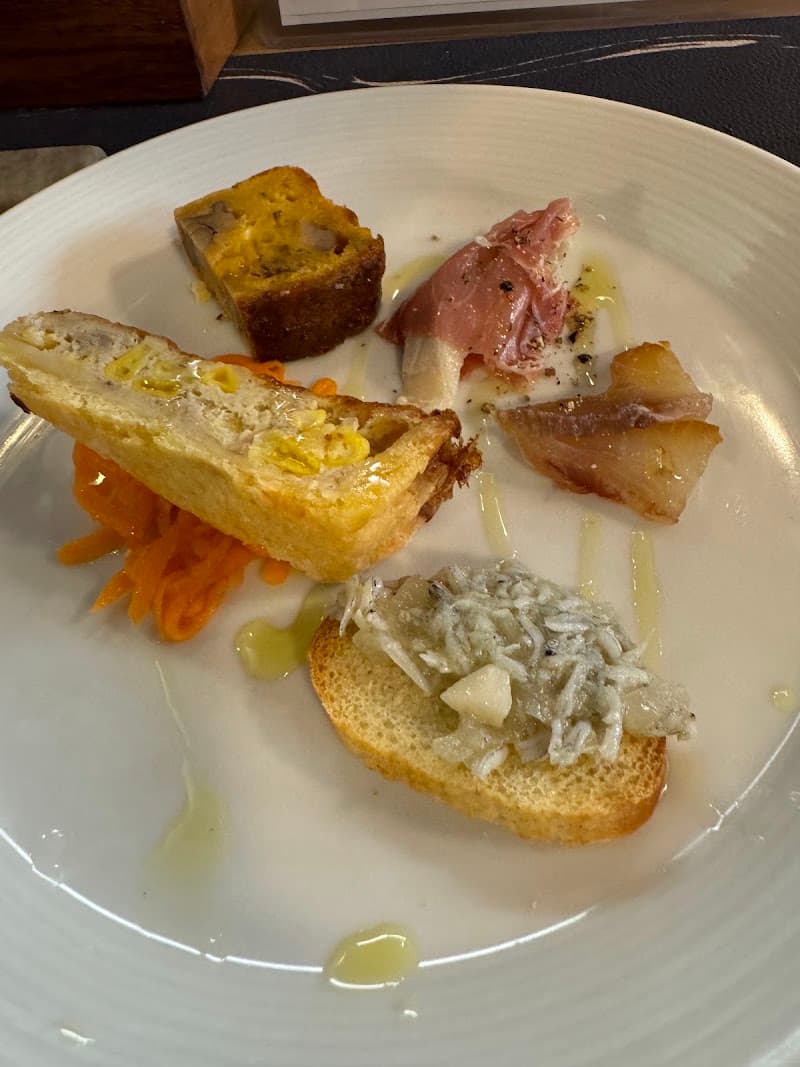 ビストロジャルダンセゾニエの店内・料理の写真 2枚目