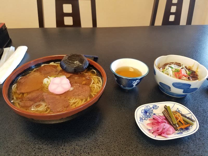 そば処 丸万の店内・料理の写真 2枚目