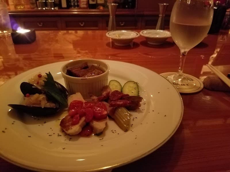ブラッスリー・アンド・クラシック・バー ベリー・グッドの店内・料理の写真 2枚目