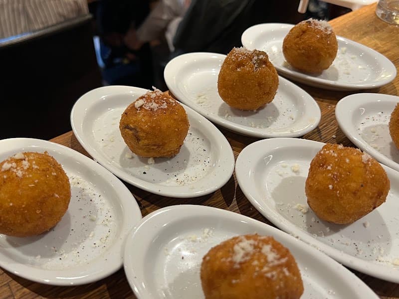 ワインビストロ ル マリアージュの店内・料理の写真 2枚目