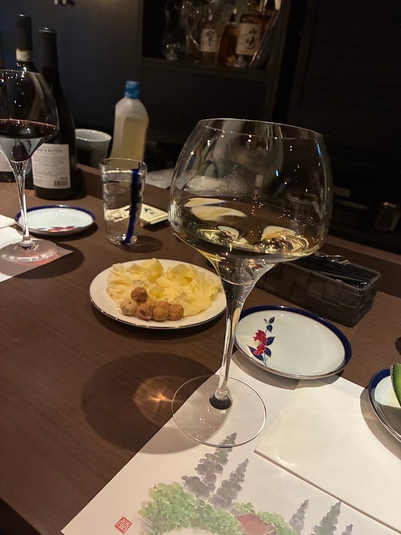 ワインバー えんの店内・料理の写真 2枚目
